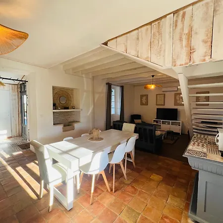 Les De La Cote Tatil Evi